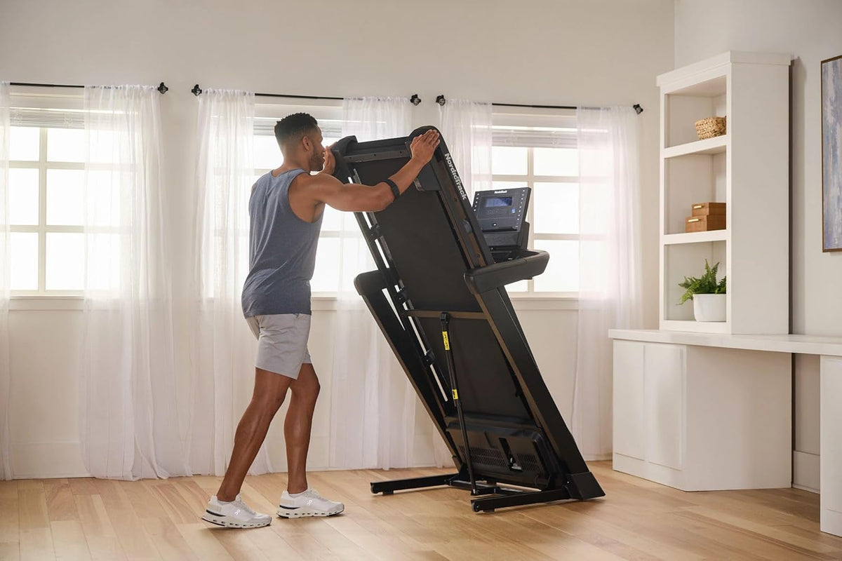 NordicTrack T-Serie: Laufband mit Steigung, Bluetooth & 136 kg Tragkraft
